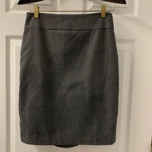 NWT Ann Taylor Glen Plaid Flounce Back Pencil Skirt SZ 2